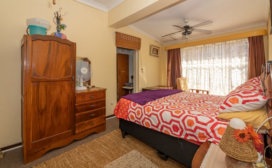 6 Bedroom Property for Sale in Morewag Free State